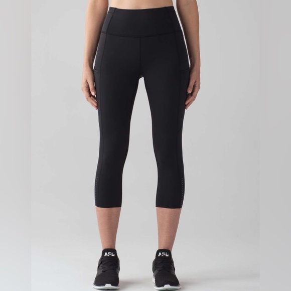 Lululemon sz 8 Fast & Free Crop II Nulux 19" Black High-Waisted Leggings - Picture 12 of 14